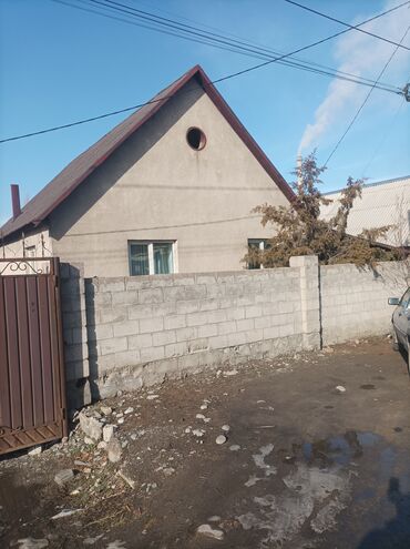 очень срочно участок: Дом, 90 м², 4 комнаты, Собственник, Старый ремонт
