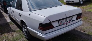 Mercedes-Benz: Mercedes-Benz E 230: 1989 г., 2.3 л, Автомат, Бензин, Седан