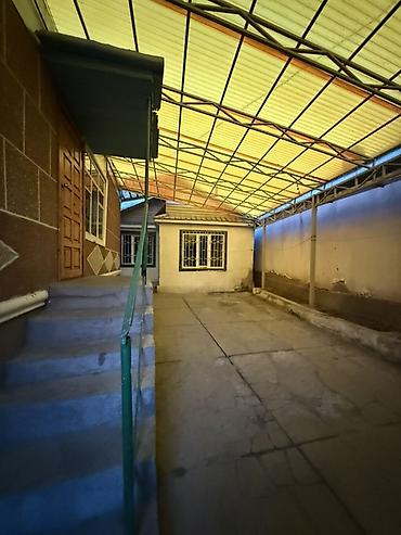 Продажа коттеджей и домов: Продается дом (основной этаж + высокий цоколь/гараж), фасад отделан — 6