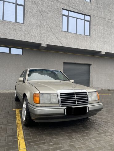 лобовое стекло на степ: Mercedes-Benz W124: 1993 г., 2.2 л, Автомат, Бензин, Седан