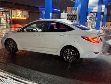 Hyundai: Hyundai Accent: 2019 г., 1.4 л, Автомат, Бензиновая, Седан — 3
