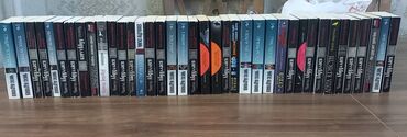 çingiz abdullayev kitabları: Çingiz Abdullayev detektiv kitabları. 36 ədəd kitab cəmi 50 azn