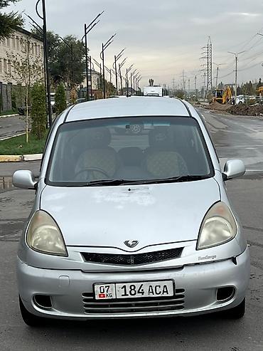 Voyah: Toyota Funcargo: 2003 г., 1.3 л, Автомат, Бензин, Вэн/Минивэн — 1