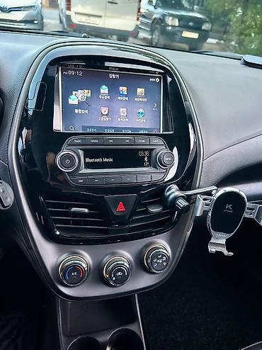 Chevrolet: Chevrolet Spark: 2018 г., 1 л, Вариатор, Бензин, Хэтчбэк — 21