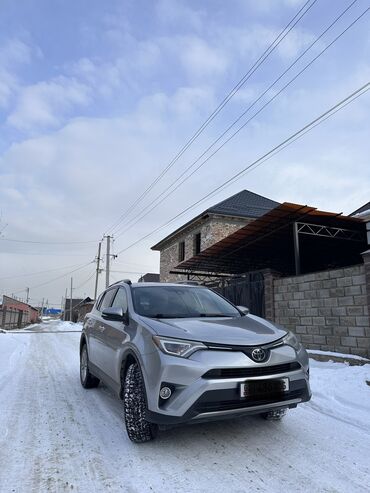 зимний: Toyota RAV4: 2018 г., 2.5 л, Автомат, Бензин, Кроссовер