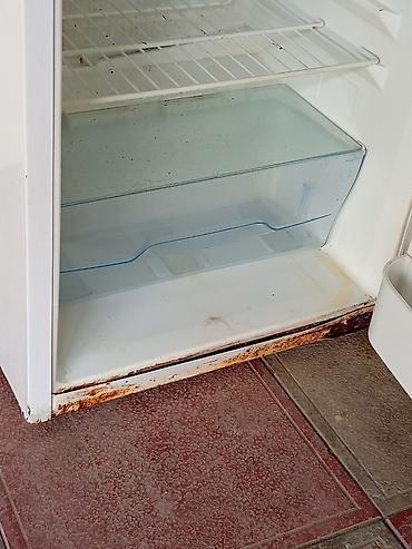 dondurucu kamera: Beko iki qapılı soyuducu - Üst hissədə ayrıca dondurucu bölmə - Aşağı — 3