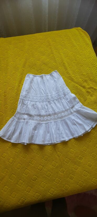 Skirts: M (EU 38), Midi, color - White