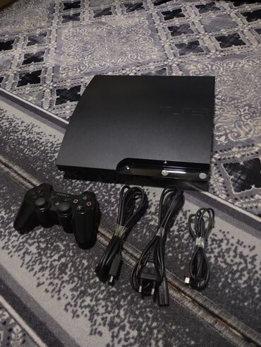 прошитая: Продаю Playstation 3 slim состояние отличное не шумит не греется все