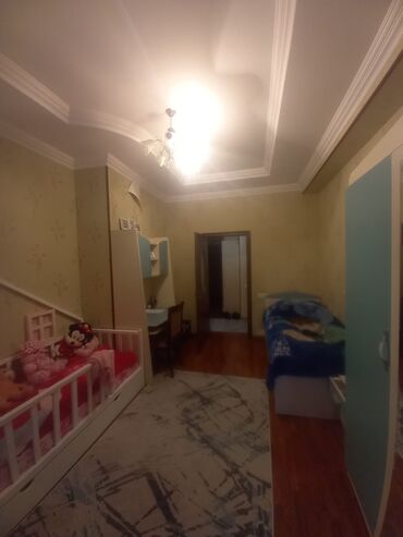 Yeni tikili: 3 otaqlı, Yeni tikili, 81 kv. m — 3