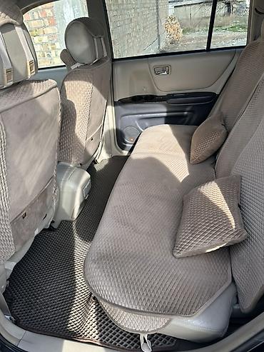 Toyota: Toyota Highlander: 2004 г. — 19