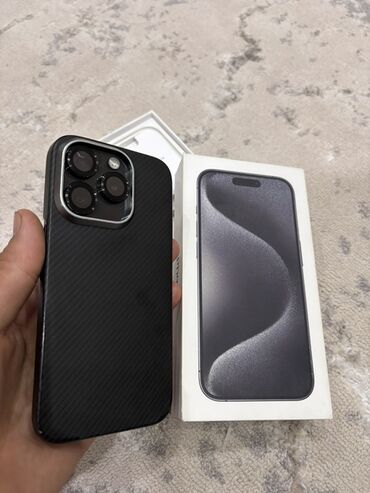 малютка каракол: IPhone 15 Pro, Б/у, 128 ГБ, Black Titanium, Чехол, 87 %