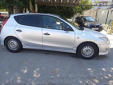 audi kupe: Hyundai i30 hatchback - Kuzov: 5 qapılı hatchback, gümüşü rəng - — 4