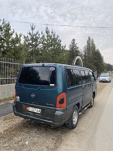 bis vip: Ssangyong Istana: 1996 г., 2.9 л, Механика, Дизель, Бус — 4