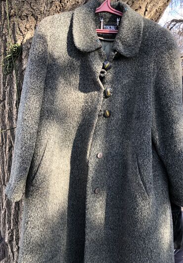 женское пальто размер м: Пальто