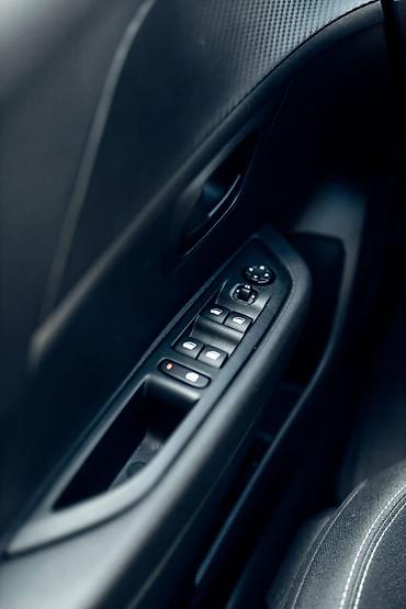 e60 m5: Профессиональная химчистка салона всего за 5000! - 4 клавиши — 1