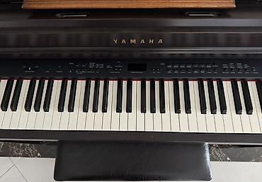 piano gallery: Yamaha Clavinova CLP-440 rəqəmsal pianino - Tam ölçülü 88 klaviş — 3