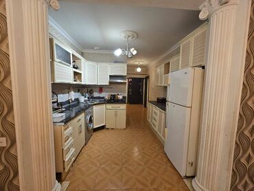 Uzunmüddətli kirayə mənzillər: Sumqayıt ş. 17 mkr. 5 mərtəbəli binanın 1 - ci mərtəbəsi, 4 otaq tam -da lalafo.az — 8 Uzunmüddətli kirayə mənzillər: Sumqayıt ş. 17 mkr. 5 mərtəbəli binanın 1 - ci mərtəbəsi, 4 otaq tam — 8