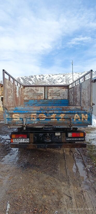сапок бус: Mercedes-Benz : 1990 г., 4.2 л, Механика, Дизель, Бус