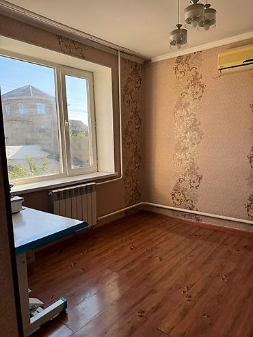 Продажа коттеджей и домов: 4 комнаты, 250 м², 4 соток, Бишкек, Ак-Ордо 3 ж/м — 12