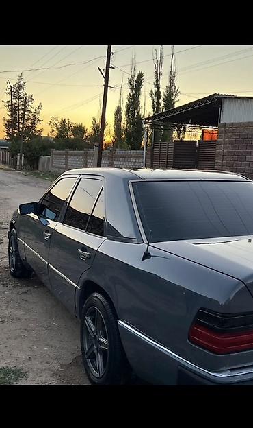 Mercedes-Benz: Mercedes-Benz W124: 1990 г., 2.3 л, Механика, Бензин, Седан — 2