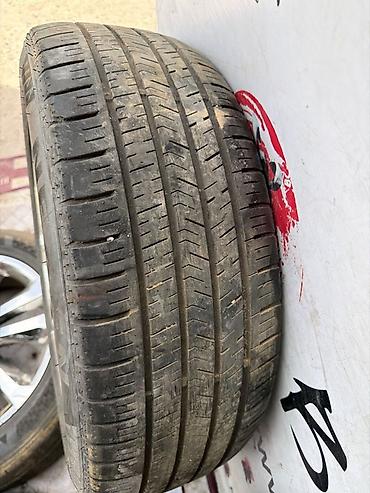 41 5: Колесо летнее Kumho, R19, размер шины 235/55. Разболтовка 5x114.3 — 7