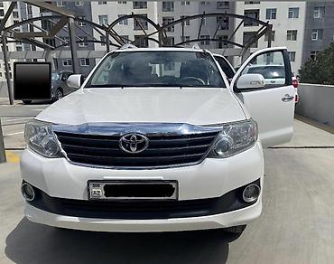 kombayn satışı: Toyota Fortuner: 2.7 l | 2013 il Ofrouder/SUV — 1