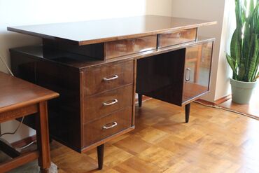 Письменные столы: Письменный стол, Б/у — 23