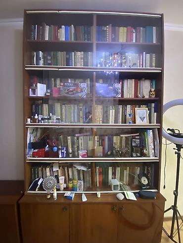 Книжный шкаф, Б/у at lalafo.kg Книжный шкаф, Б/у