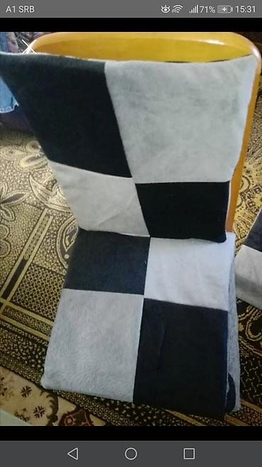 Jastuci: Podmetači 40x40dezen po izboru debljine sundjer 2cm — 2