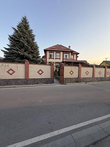 особняк район церкви: 🏡 РОСКОШНЫЙ ОСОБНЯК В САМОМ ЦЕНТРЕ ГОРОДА ✨ 375 м² жилого — 1