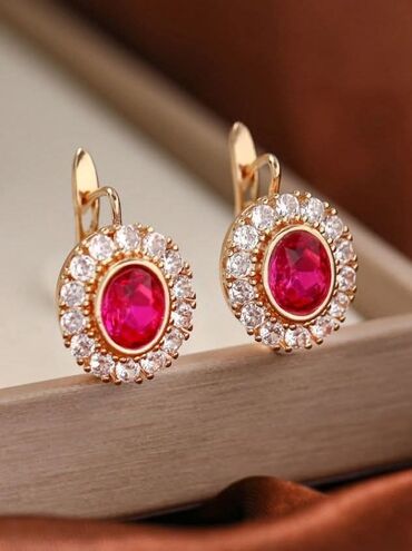 Minđuše: 800 din par — 25