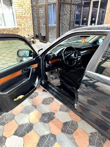 Audi: Audi A6: 1995 г., 2.6 л, Механика, Бензин, Седан — 12