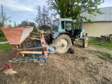 трактор казахстан: Кемин