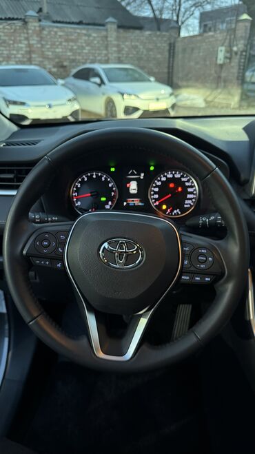 Toyota: Toyota RAV4: 2019 г., 2.5 л, Автомат, Бензин, Кроссовер — 7