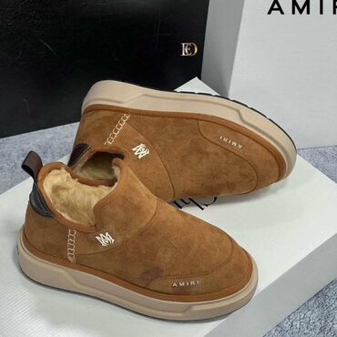 ženske čizme broj 42: Ugg mini čizme, 41