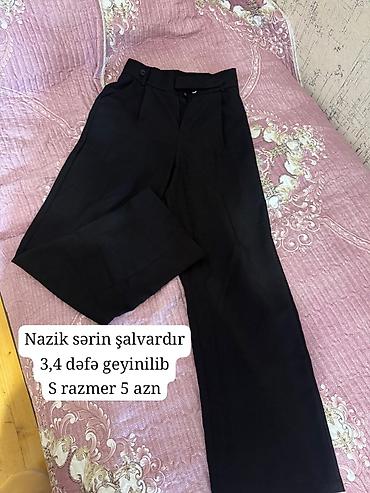 Qara rəngli, nazik və sərin parça şalvar. - Kəsim: düz/klassik, yüngül lalafo.az -da Qara rəngli, nazik və sərin parça şalvar. - Kəsim: düz/klassik, yüngül
