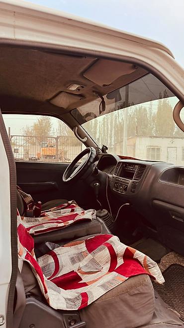 nissan maxima j30: Nissan Caravan: 2003 г., Фургон — 5