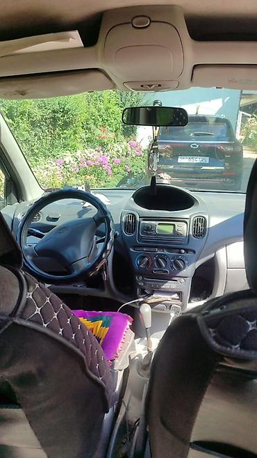 lada 9: Toyota Yaris Verso: 2001 г., Механика, Минивэн — 5