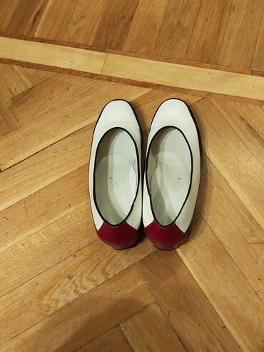шлепанцы для бассейна: Qadın ayaqqabıları – 2 cüt 1) Ağ-qara-bordo ballerina tipli ayaqqabı