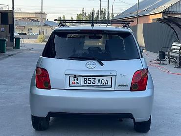японские машины: Toyota Ist: 2004 г., 1.3 л, Автомат, Бензин, Хэтчбэк — 4
