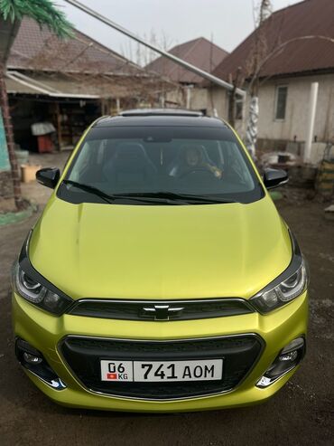 elantra 2017: Chevrolet Spark: 2017 г., 1 л, Вариатор, Бензин, Хэтчбэк