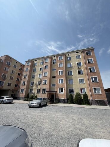 2 комнатные квартиры в бишкеке продажа: 2 комнаты, 58 м², Индивидуалка, 3 этаж, Евроремонт