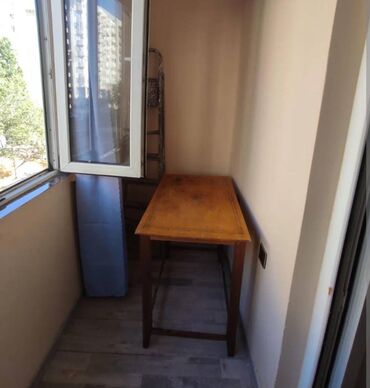 Mənzillər: Yeni gunewli d masivi 2 otaq ev kiraye verilir Aileye 9/4 bina evidi