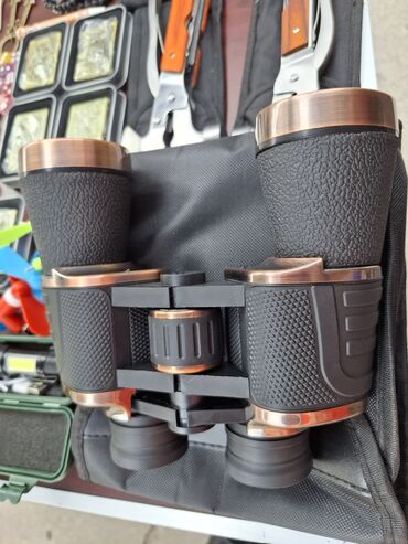 Бинокли: Бинокль с увеличением 20x и объективом 50 мм. Корпус черного цвета с — 2