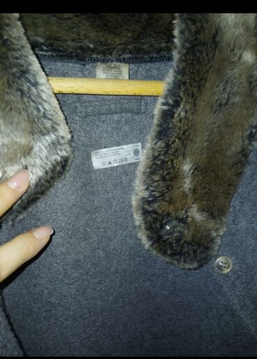 Zimske jakne: Zimski komplet odeće – tri gornja komada 1) Crna zimska jakna do kuka — 13