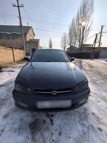 Honda: Honda Accord: 2001 г., 2 л, Автомат, Бензин, Седан