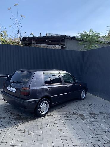 Volkswagen: Volkswagen Golf: 1993 г., 1.8 л, Механика, Бензин, Хэтчбэк — 2