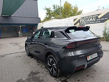 чанган q005: Changan Qiyuan Q05: 2026 г., 1.5 л, Автомат, Электромобиль, Кроссовер — 10