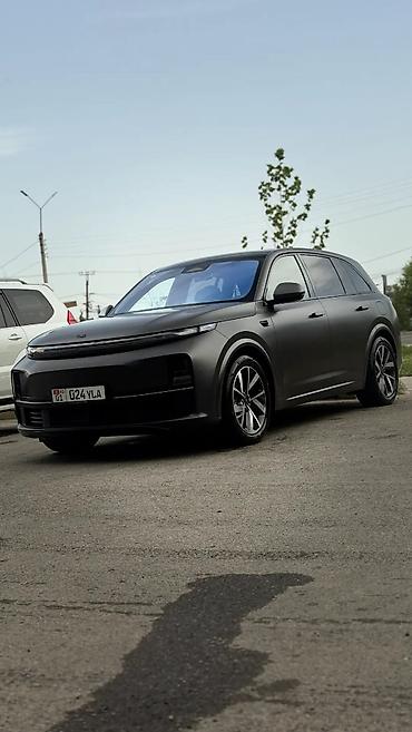 byd e6: Lixiang L7: 2023 г., 1.5 л, Электромобиль, Внедорожник — 3