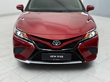 Toyota: Toyota Camry: 2020 г., 2.5 л, Автомат, Гибрид, Седан — 2